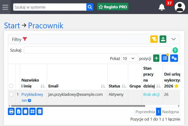 Lista pracowników w Registo z zielonym przyciskiem „+” do dodawania pracownika